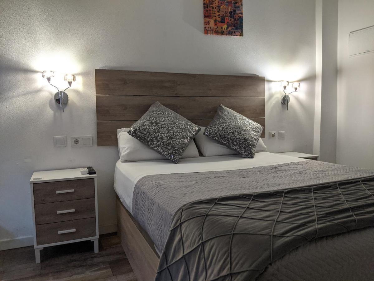 Hostal Olozaga Alicante Eksteriør bilde