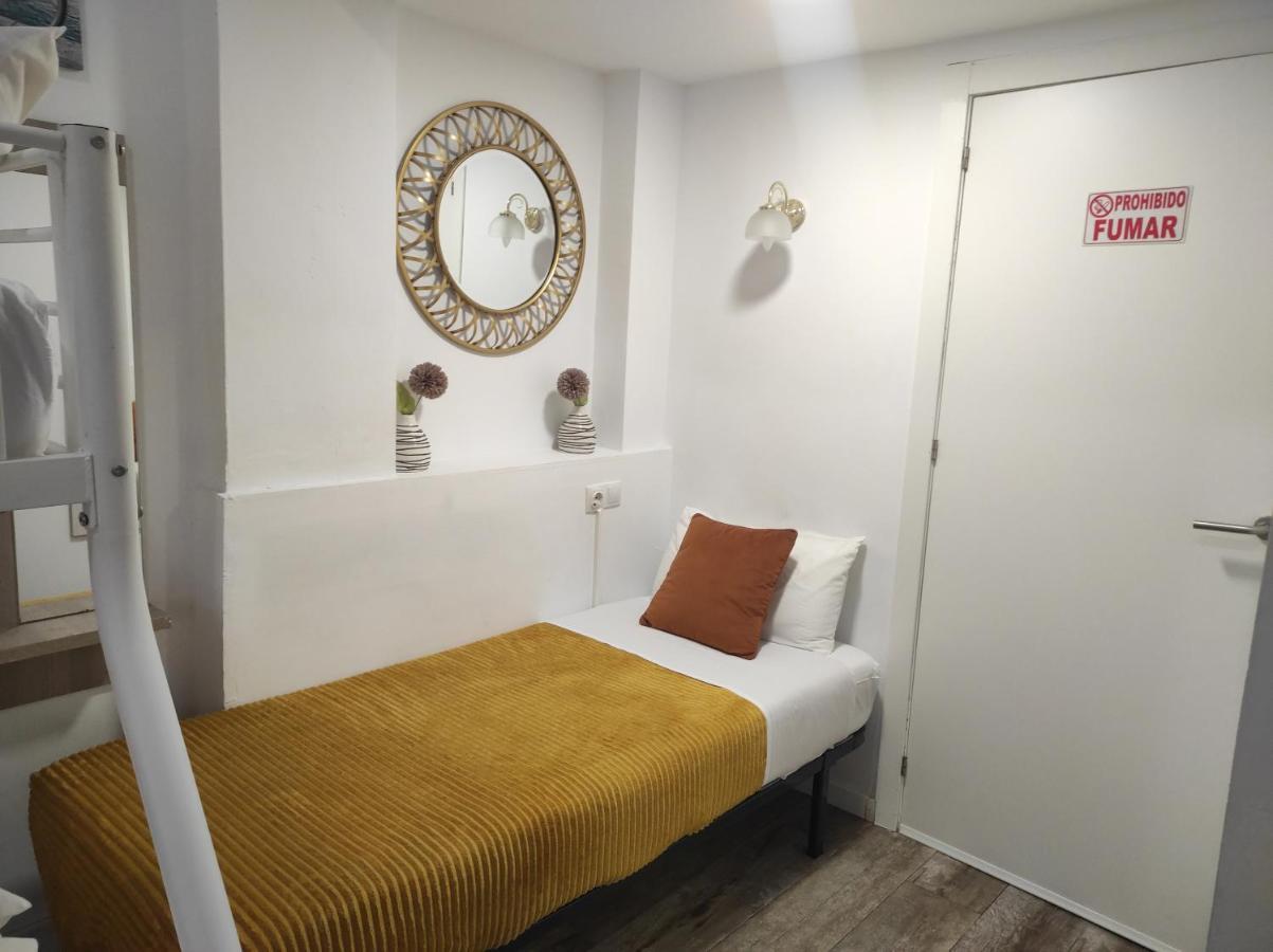 Hostal Olozaga Alicante Eksteriør bilde